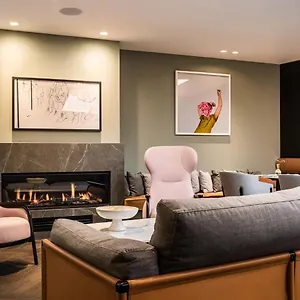 Maximilian 4* Praga