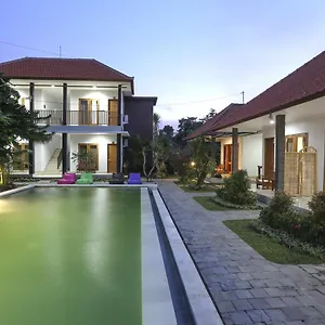Green Papaya House Проживание в семье